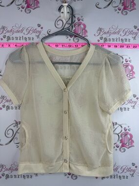 T-shirt button up rhinestone Sheer Short Sleeve Button Front Top - Pale cream